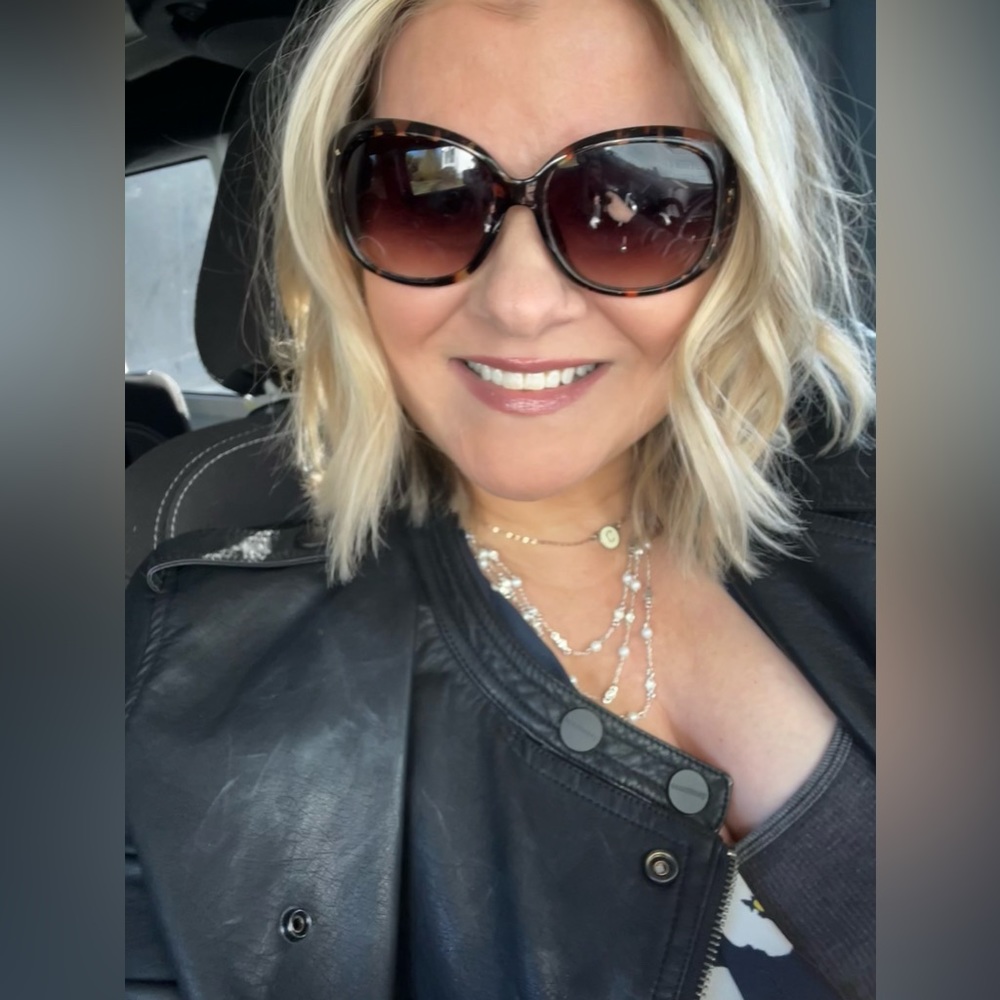 Meet your Posher, Carolyn